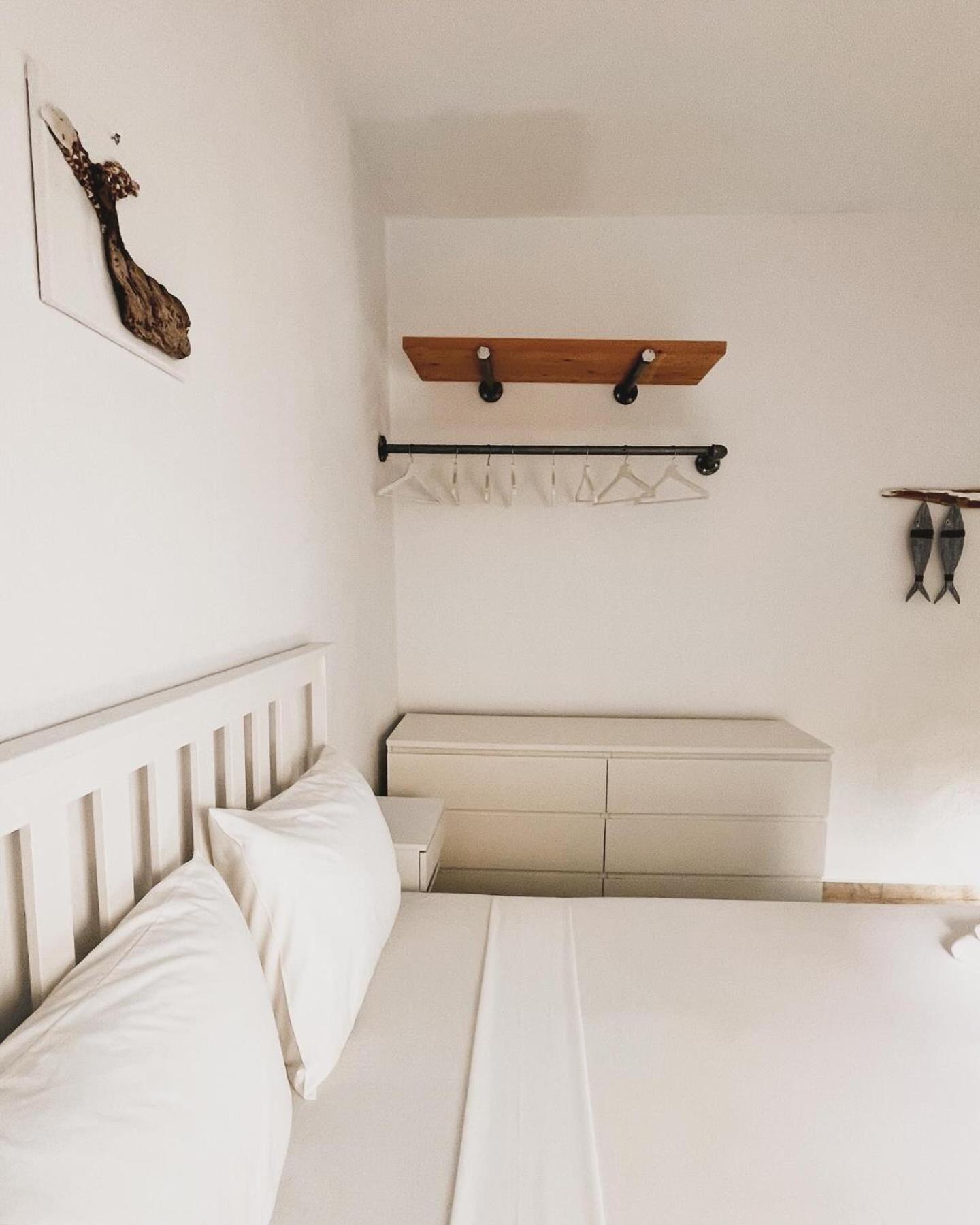 Lucy'S Guest House Skiathos Exterior photo