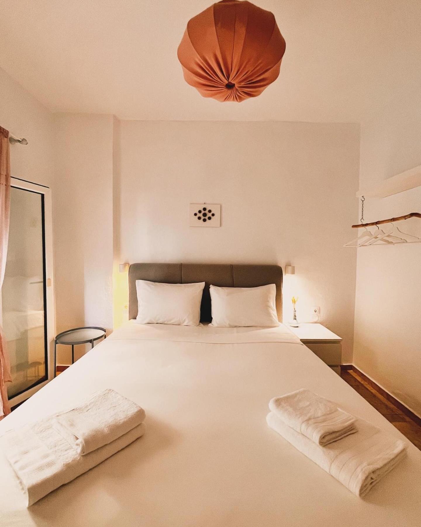 Lucy'S Guest House Skiathos Exterior photo